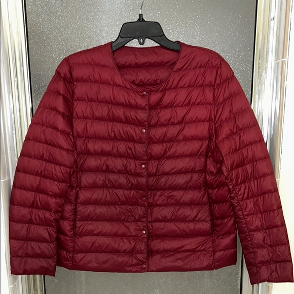Vintage Jackets & Blazers - Lightweight down Burgundy Puffer Jacket